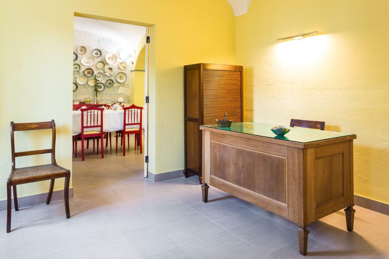 Hospedaria Da Roda Sousel Exterior photo
